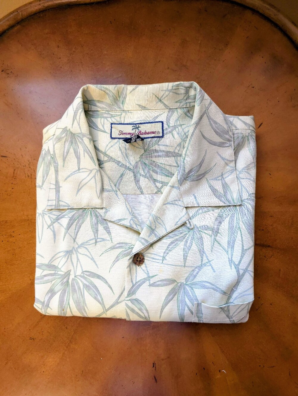 T. Bahama Silk Camp Shirt (M) Bamboo Pattern.